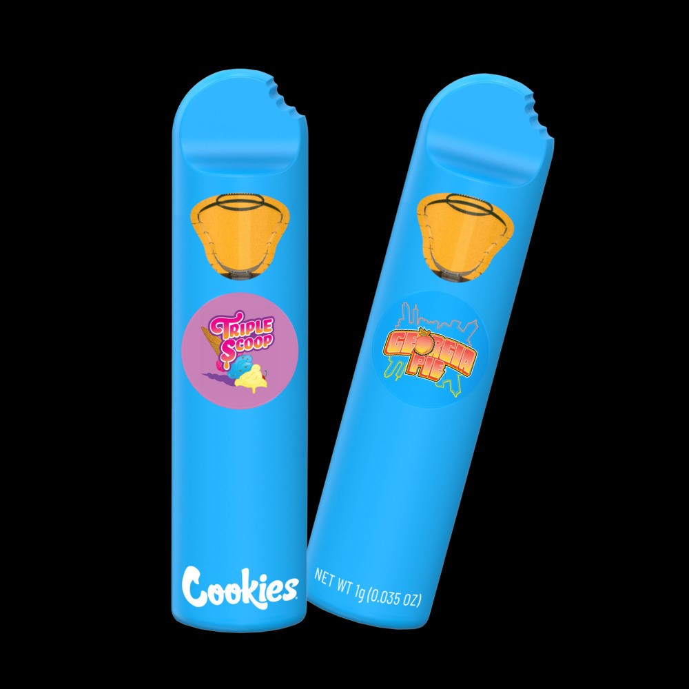 Triple Scoop x Georgia Pie dual chamber vape pen featuring vibrant blue design and distinctive strain labels.